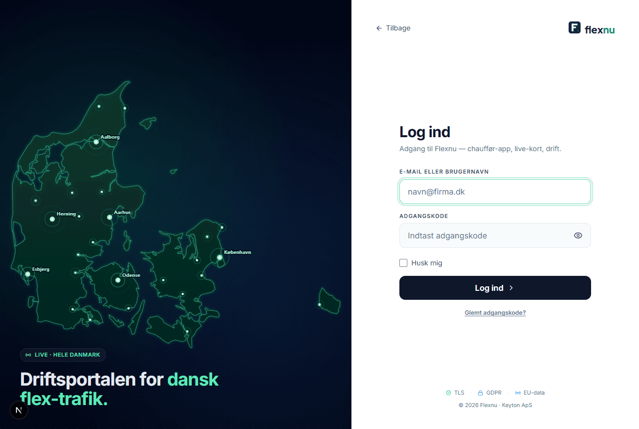Flexnu login-skærmen med felterne e-mail eller brugernavn og adgangskode.